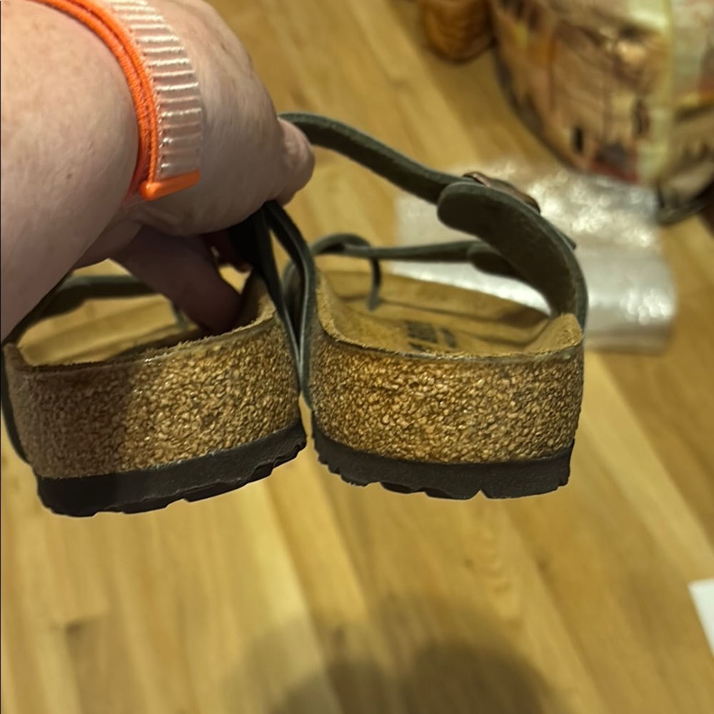 New Birkenstock Sandals - Picture 4 of 4